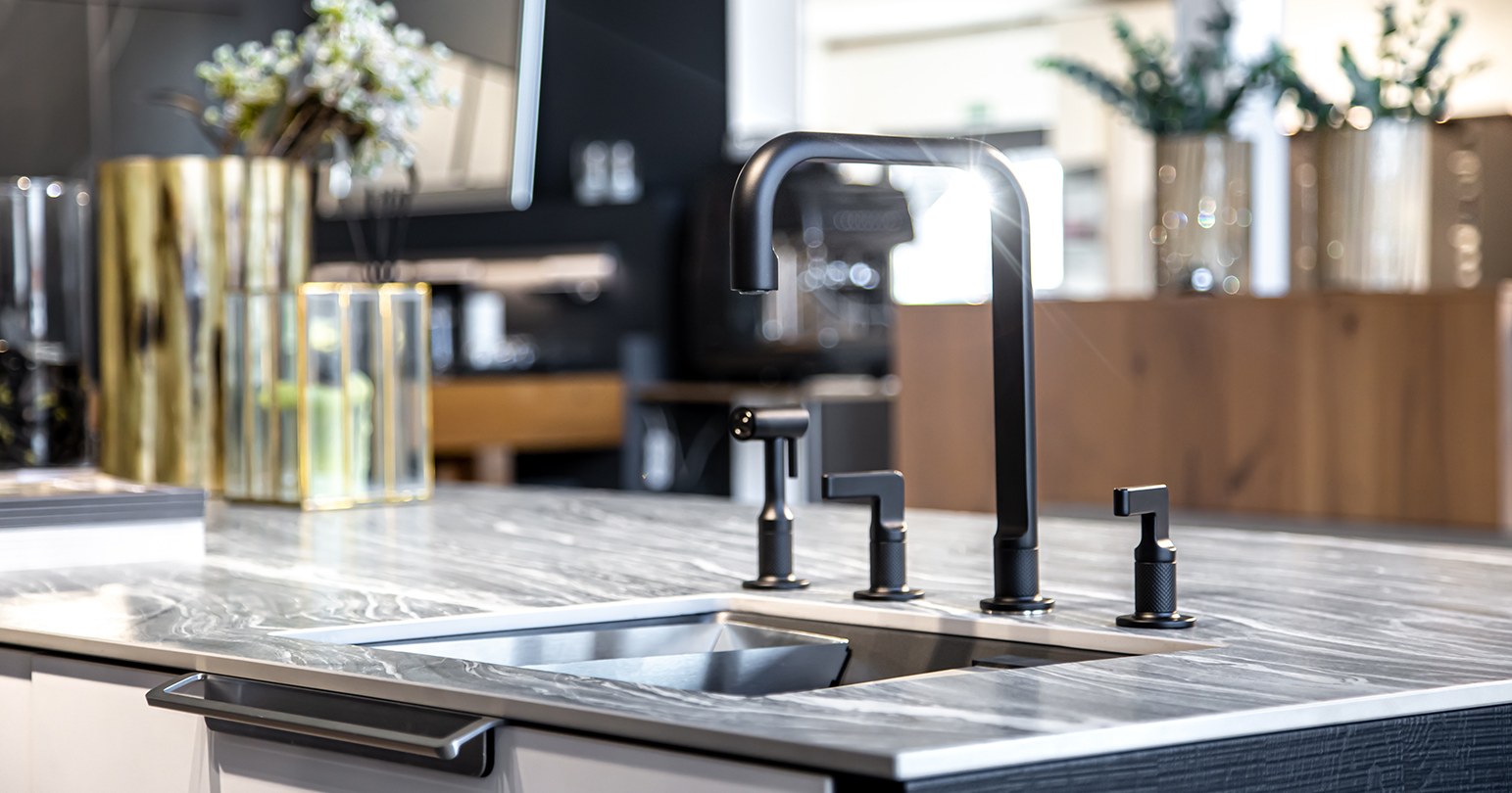 Modern Kitchen Design: Choosing Practical Features That Last