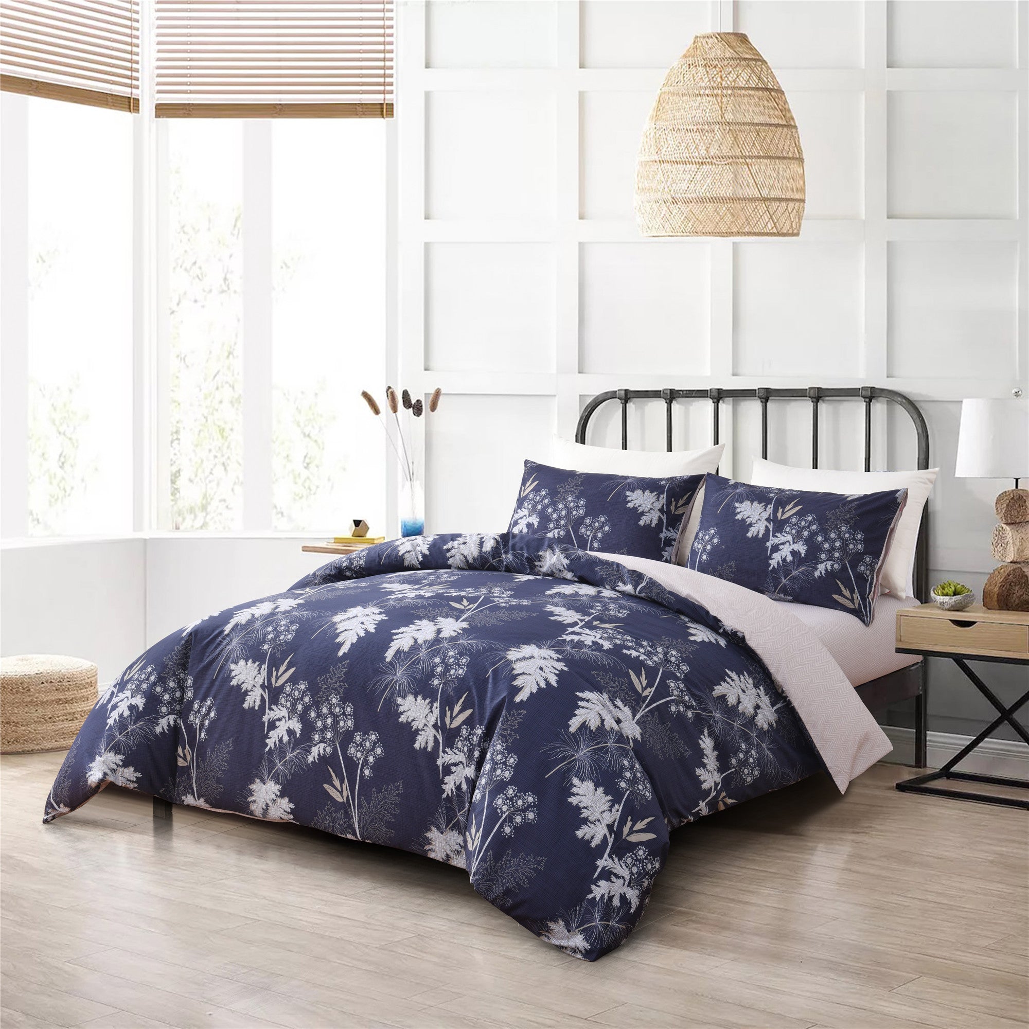 Bellemosa 75D Microfibre Quilt Cover Set - Quilt Cover | Pillowcases | Flat Sheet  - Midnight Meadow