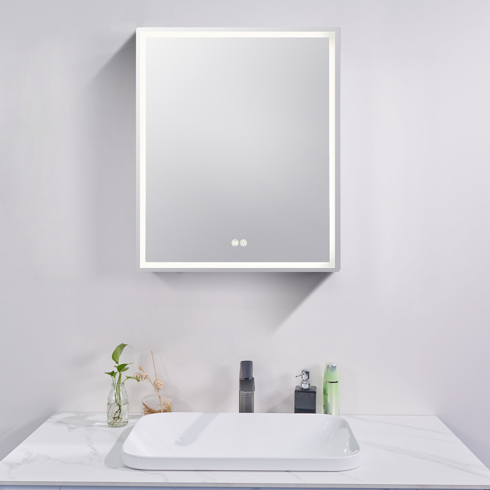 LED Mirror Shaving Cabinet – Single Door with Adjustable Lighting & Defogging