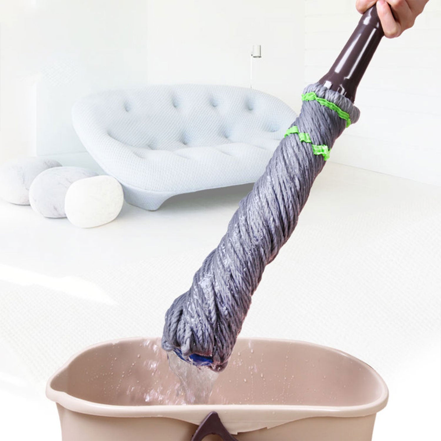 BOOMJOY Hand-Free Twist Mop with Microfiber Head & Adjustable Pole