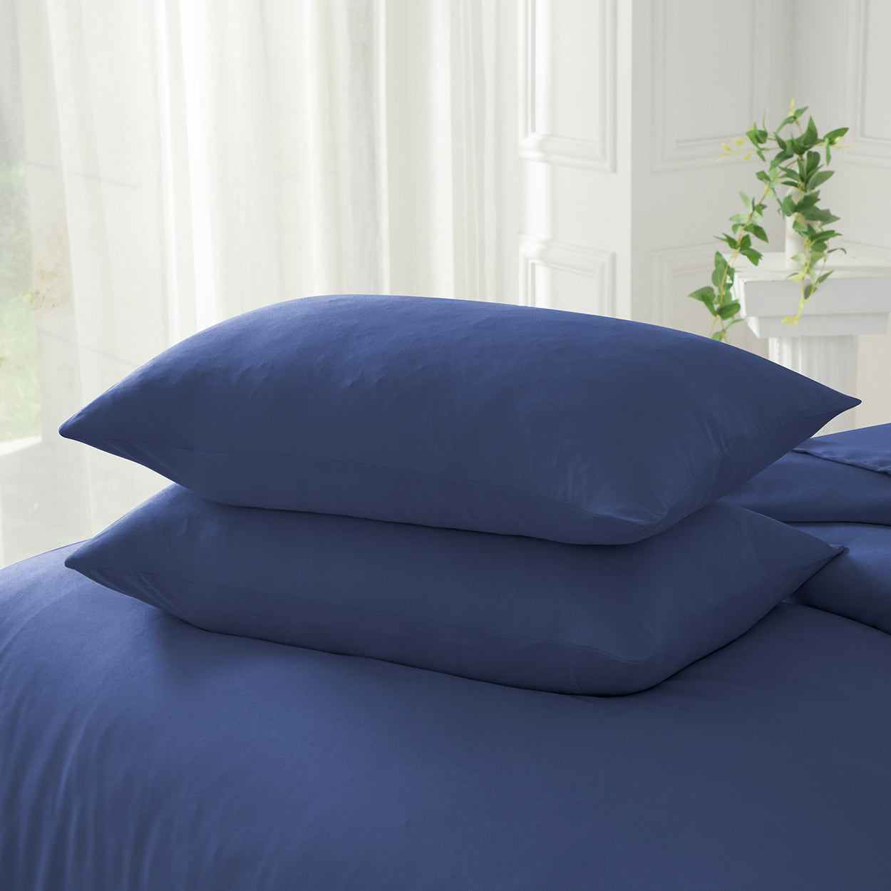 Experience luxurious softness and easy care with our Brushed 75D Premium Microfibre Quilt Cover Set — smooth, durable, and beautifully refined.-Bedding-Ezymall AU