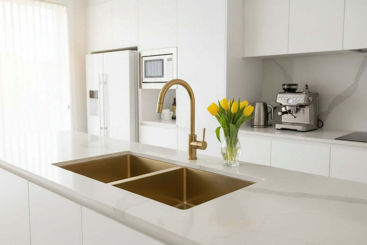 Stainless steel 770 x 450 x 215 mm double bowl kitchen sink brushed brass4